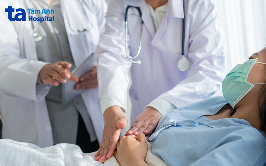 So sánh các triệu chứng đau bụng trên bên trái ở nam và nữ