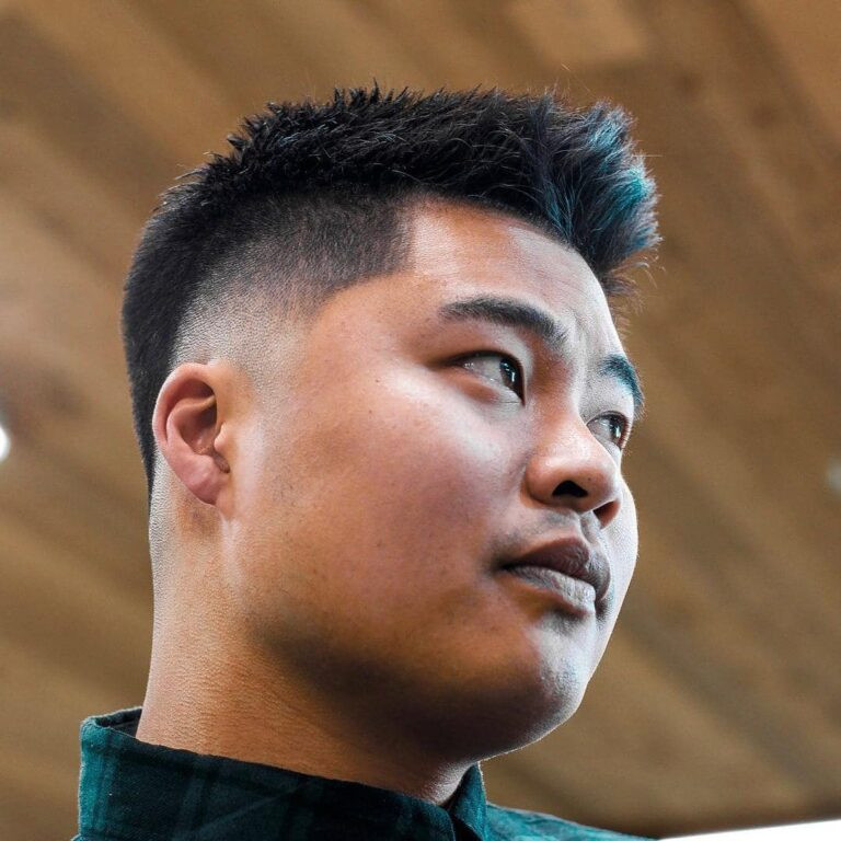 Tóc spiky hair cá tính cho nam mặt tròn