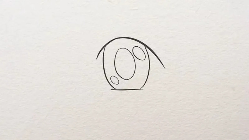 Phác họa con ngươi bằng một đường oval nhỏ bên trong